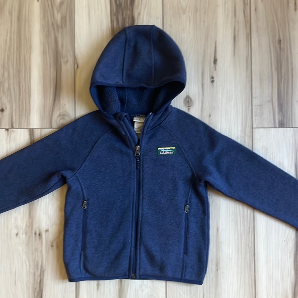 LL Bean navy fleece size Medium 5/6